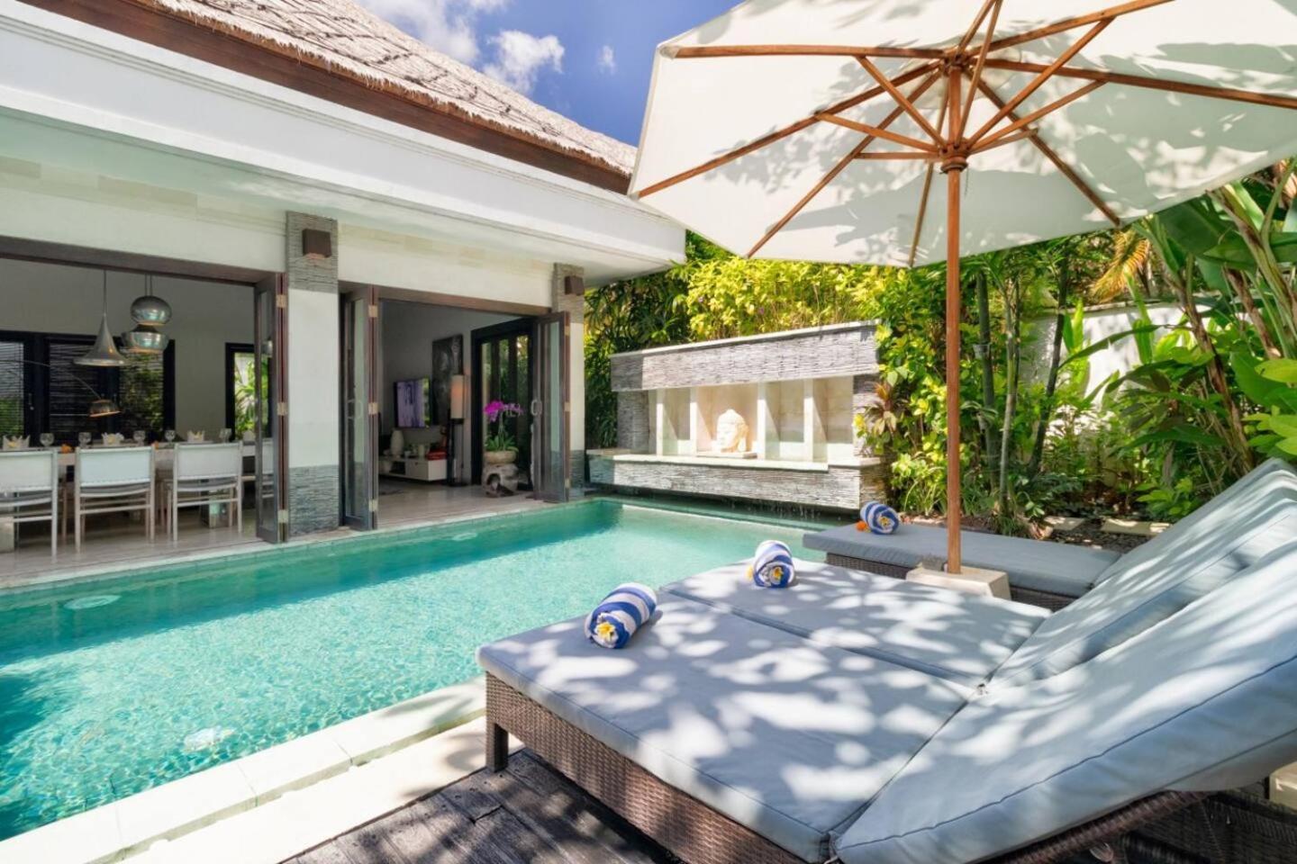 The Residence Seminyak Esterno foto