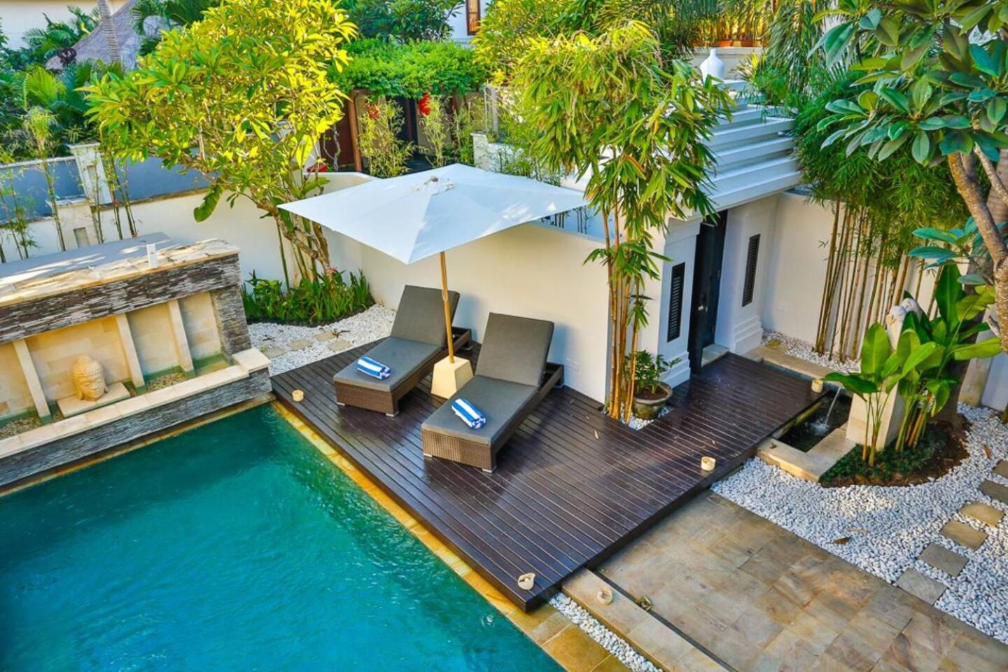 The Residence Seminyak Esterno foto