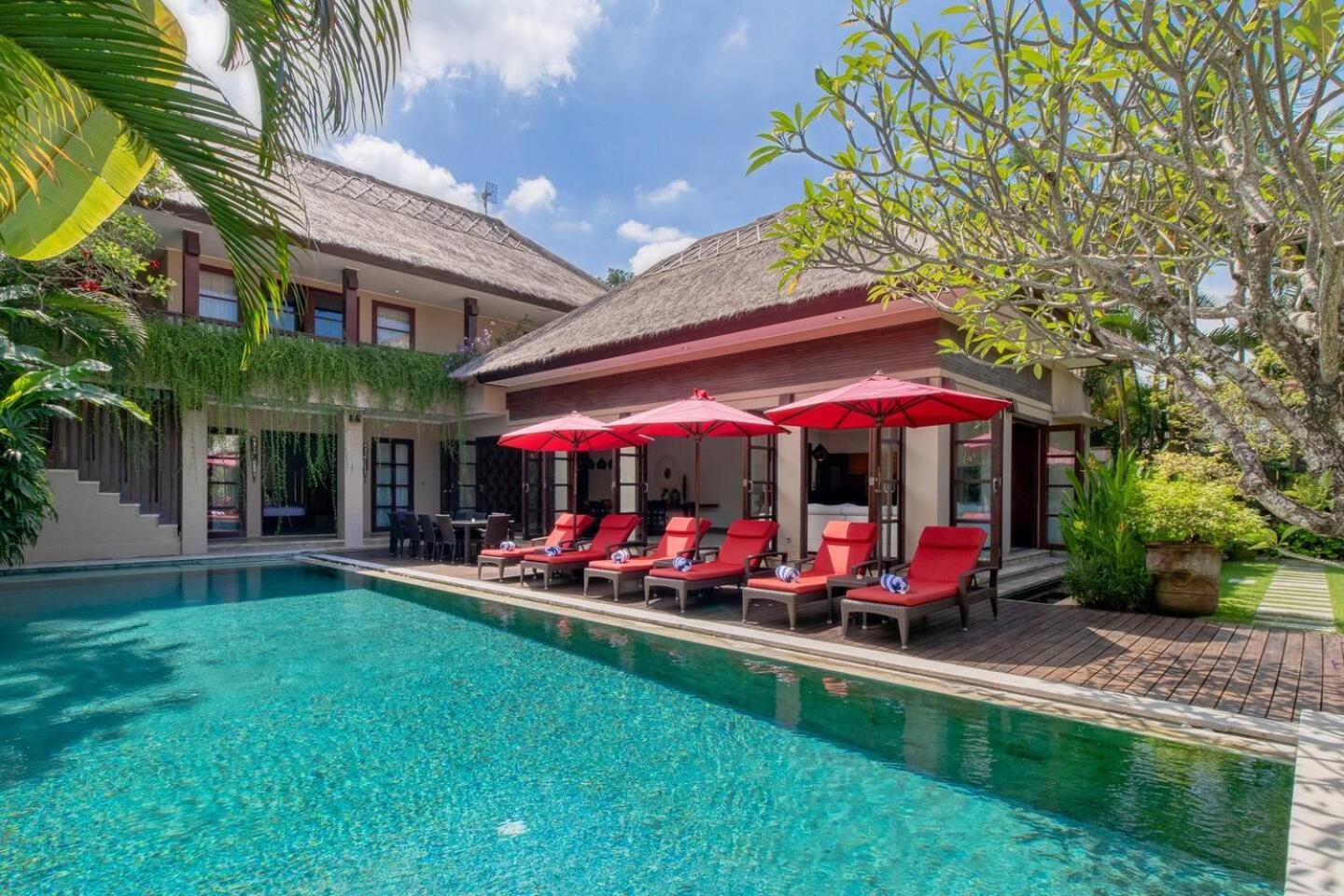 The Residence Seminyak Esterno foto