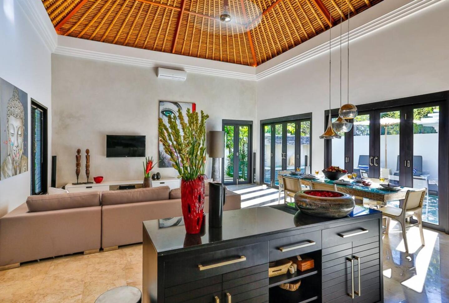 The Residence Seminyak Esterno foto