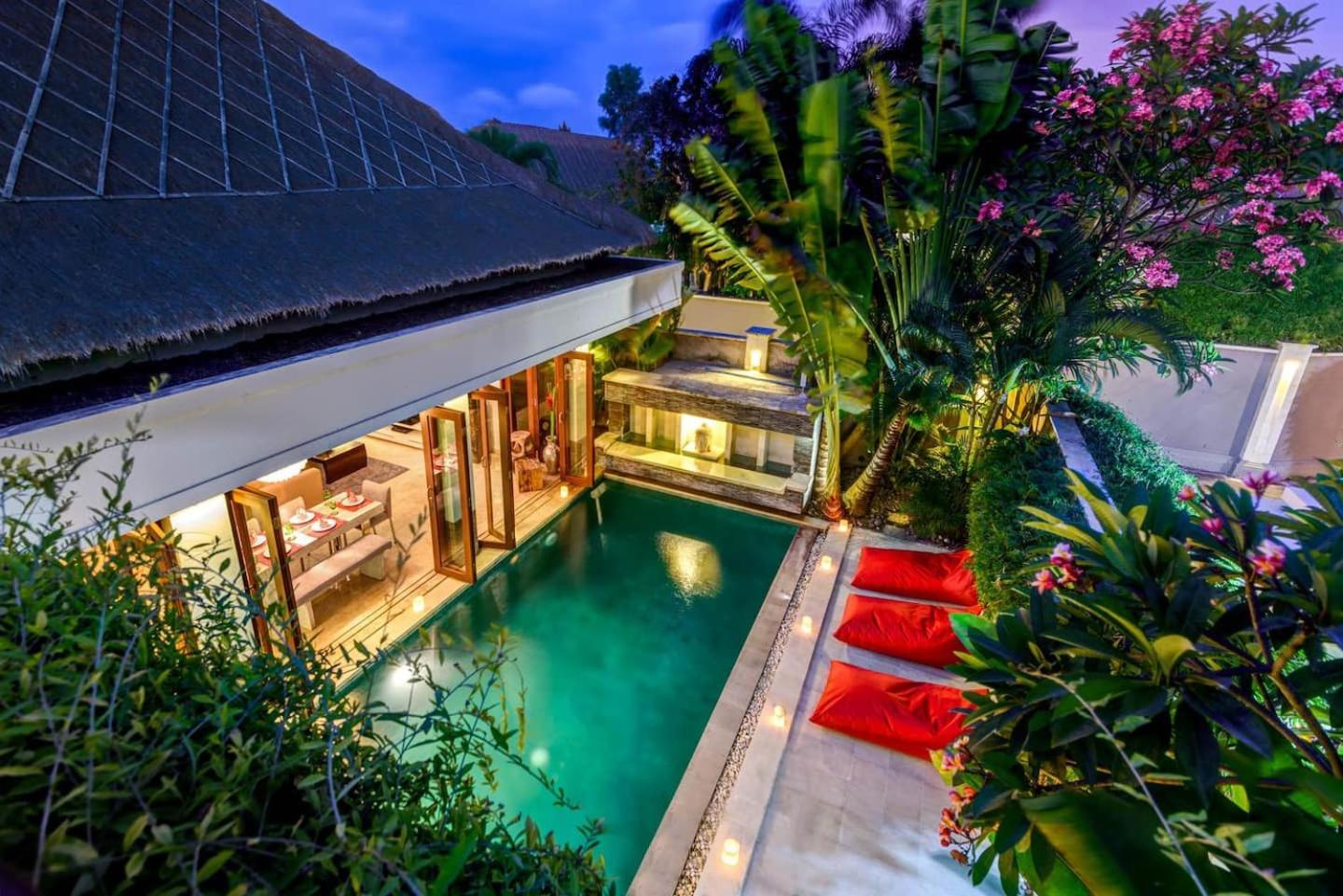 The Residence Seminyak Esterno foto
