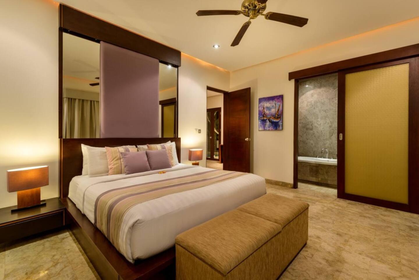 The Residence Seminyak Esterno foto