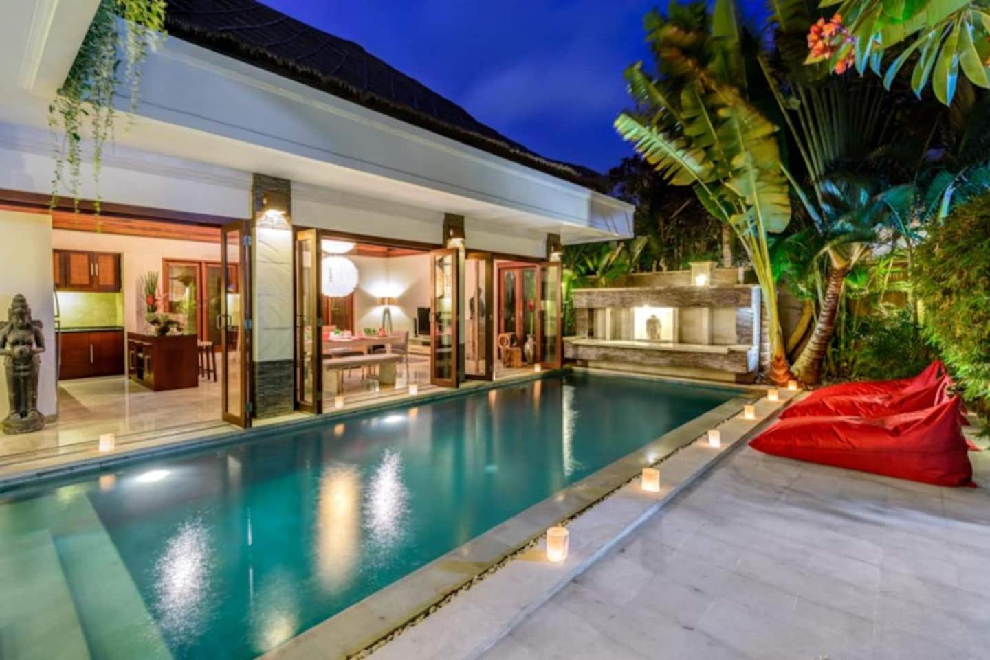 The Residence Seminyak Esterno foto